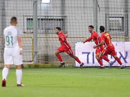 אשדוד כבשה ראשונה מרגלי הרוש (לירון מולדובן)