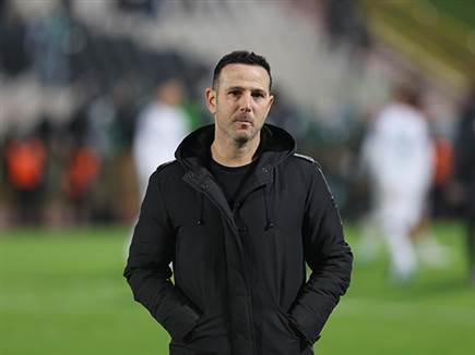 ניצחון אחד בשישה משחקים (לירון מולדובן)