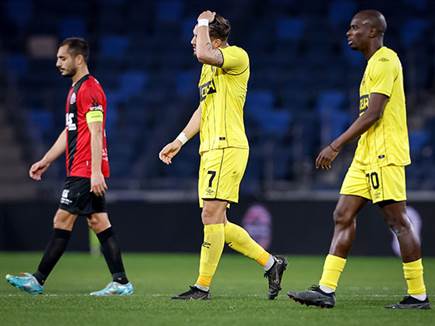 נפרדו ללא שערים (מאור אלקסלסי)