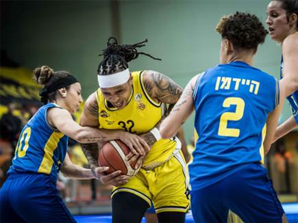 קאנון עם הכדור (קרדיט: עודד קרני)