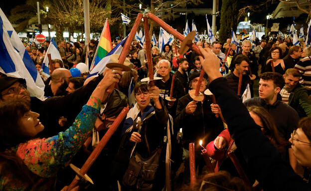 המחאה נגד המהפכה המשפטית, ,תל אביב (צילום: reuters)