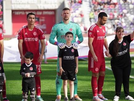 ראוי מאוד (דוברות הפועל ת"א)