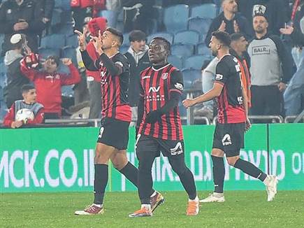 ביטון קבע יתרון מוצדק (ברני ארדוב)