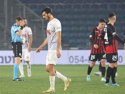 אלחמיד הכשיל את יאו ברחבה (ברני ארדוב)