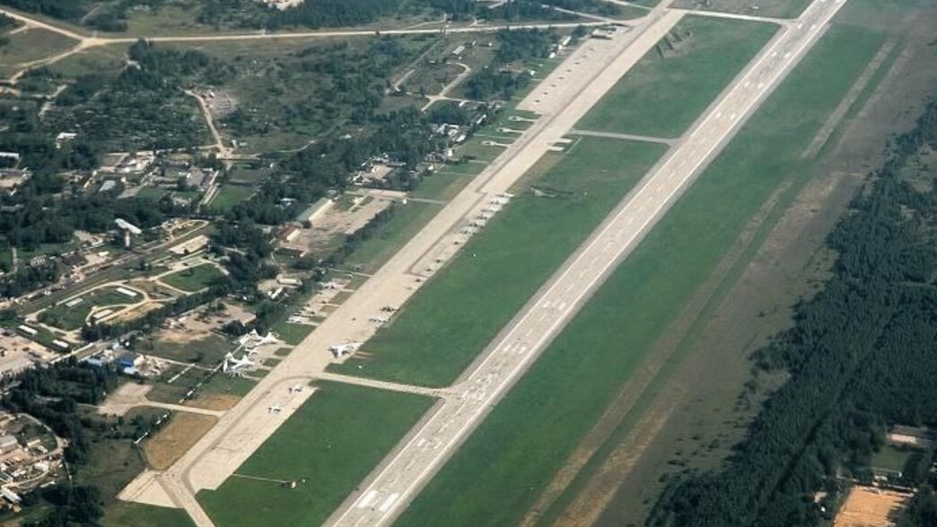 נמל התעופה בבלארוס שהופצץ באמצעות מל"טים נמל התעופה בבלארוס שהופצץ באמצעות מל"טים