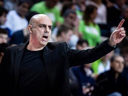 "היה לנו קמפיין מאכזב". זילברשטיין (FIBA) (צילום: ספורט 5)