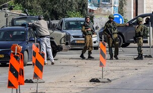 פעילות כוחות ומחסומים ביהודה ושומרון (צילום: JAAFAR ASHTIYEH/AFP/GettyImages)