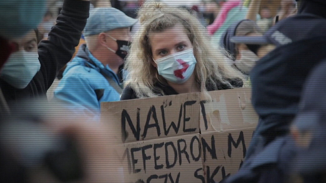 שקיעתה של הדמוקרטיה - פולין שקיעתה של הדמוקרטיה - פולין