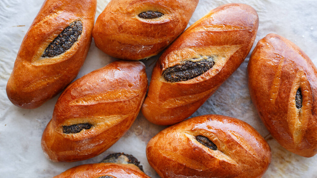 לחמניות מתוקות במילוי פרג