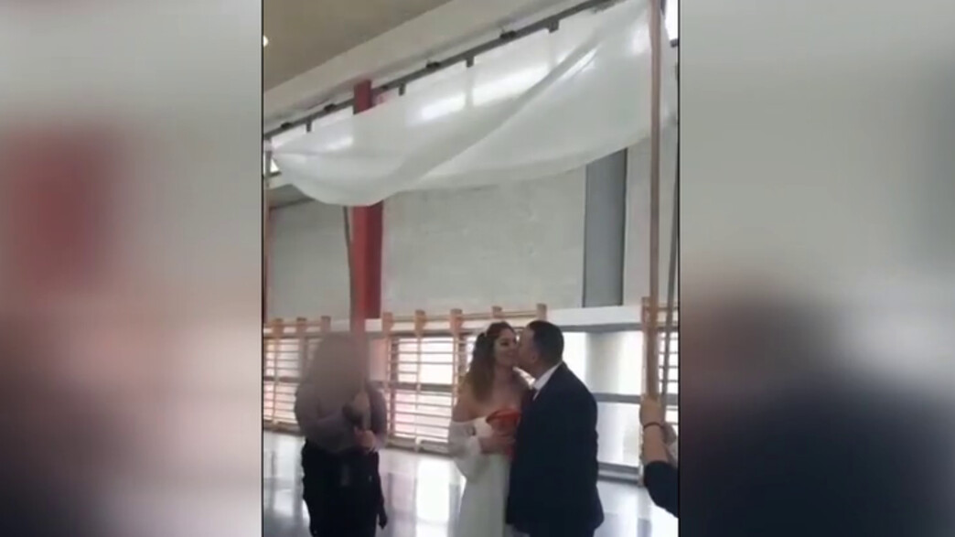 המורה שתלמידיה ארגנו את חתונתה