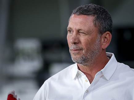 קלינגר. קיבל את ההחלטה לגבי סוטיריו (מאור אלקסלסי)