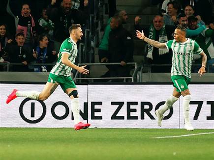 עם שער יפהפה משלו (צילום: אלן שיבר)