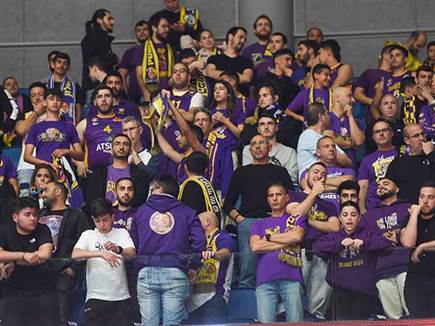 יסיימו את הדרך בליגת האלופות. אוהדי חולון (ברני ארדוב)