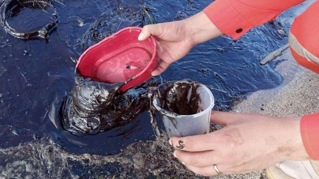 מאות ליטרים של נפט בים בפיליפינים