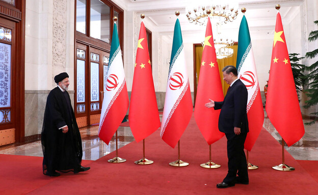 נשיא איראן אברהים ראיסי בביקור בסין (צילום: רויטרס)
