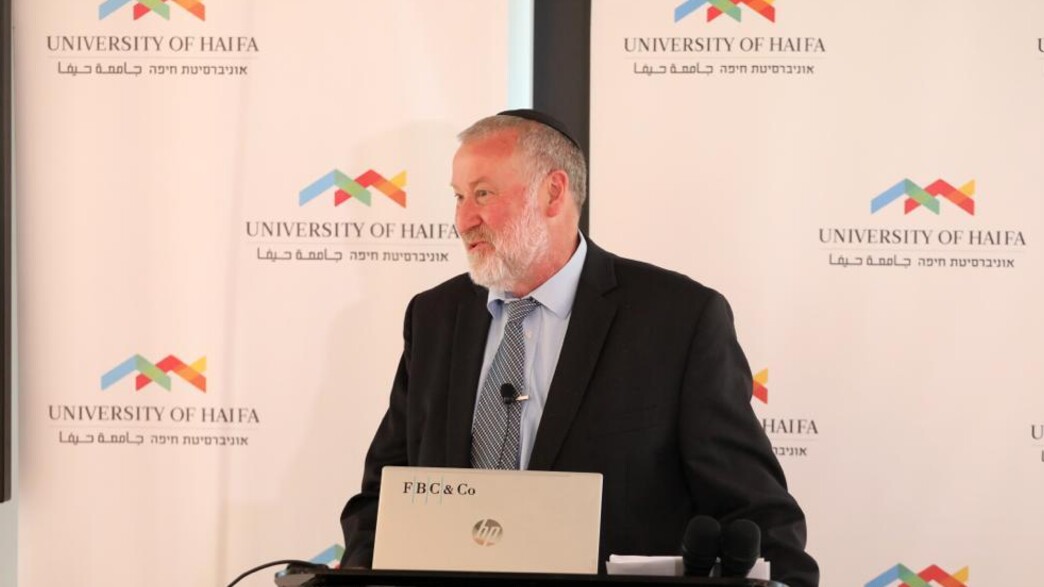 אביחי מנדלבליט