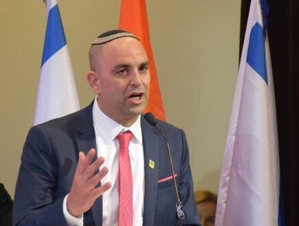 ראש עיריית לוד יאיר רביבו