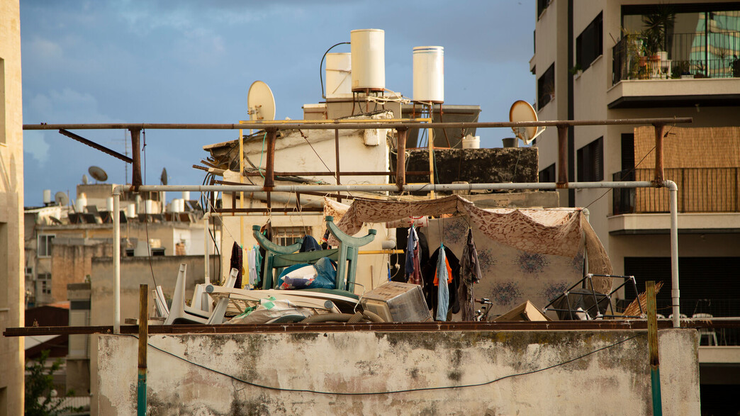 גג בשכונה נווה שאנן בתל אביב (צילום: Olga Mazo, shutterstock)