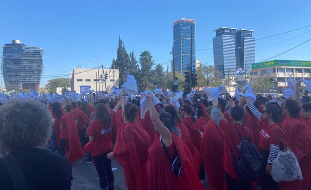 מחאת הנשים בתל-אביב (צילום: הגר רבט, tech12)