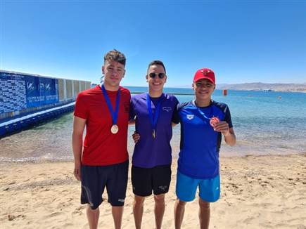 שלושת המקומות הראשונים בין הישראלים (קרדיט תמונה: לידור גולדברג, איגוד השחייה)