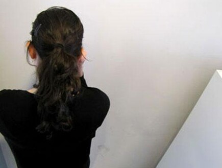 חשד: צעיר אנס בת 13 שהכיר דרך משחק מחשב