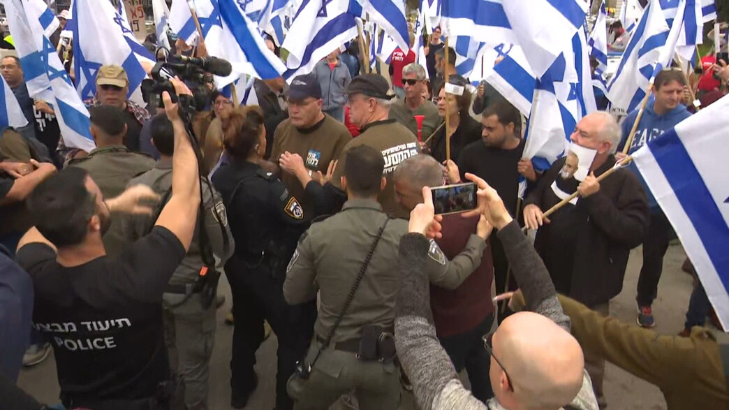 מחאה באיירפורט סיטי מחאה באיירפורט סיטי