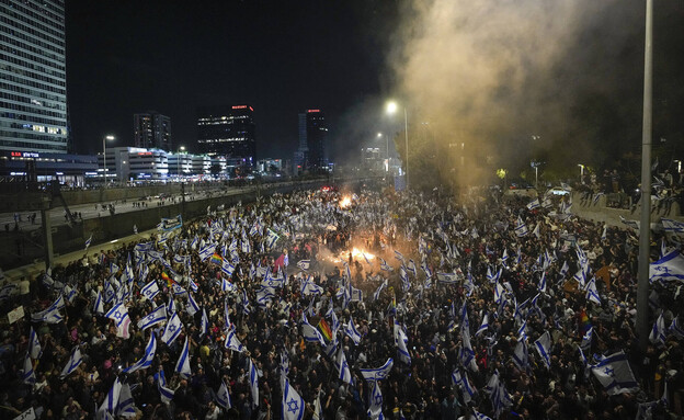 מחאת ענק בתל אביב (צילום: ap)