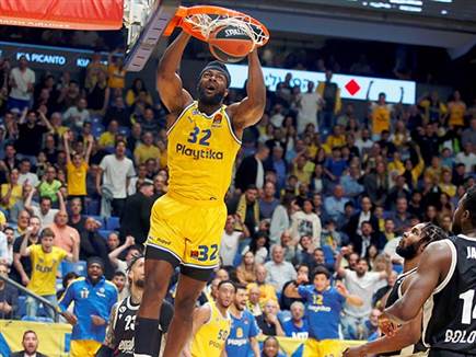 שלט מתחת לסלים גם הערב. ניבו (אלן שיבר)