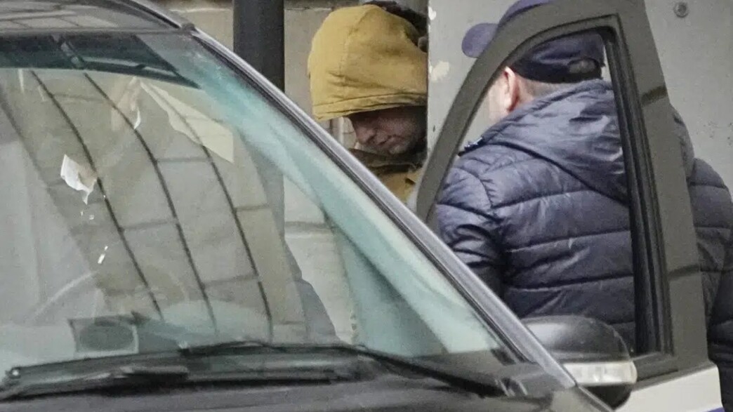 העיתונאי איוואן גרשקוביץ בבית המשפט במוסקווה