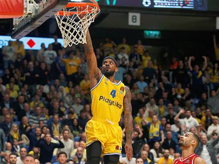 בראון סיפק עוד הצגה (אלן שיבר)