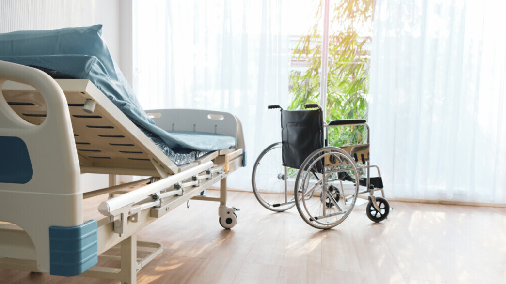 יד שרה - מיטה וכיסא גלגלים