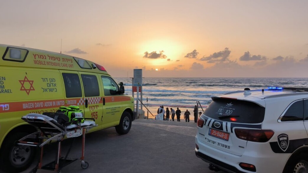 נקבע מותו של גבר לאחר שטבע בים בתל אביב נקבע מותו של גבר לאחר שטבע בים בתל אביב