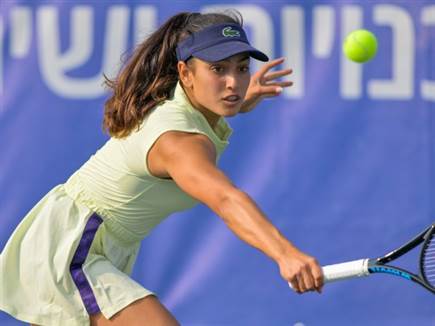 הופעת בכורה לבוחניק (קרדיט: איגוד הטניס)