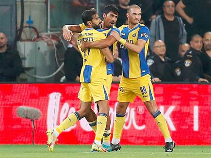 כמו בניצחון האחרון של מכבי בבירת הנגב (צילום: אלן שיבר)