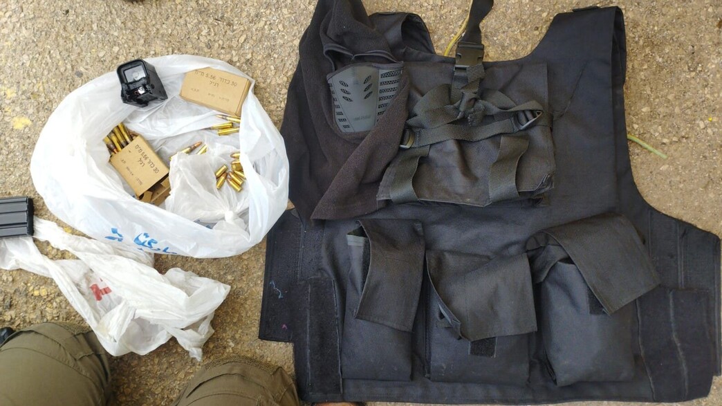 התחמושת והציוד הצבאי שהוחרמו בג'נין התחמושת והציוד הצבאי שהוחרמו בג'נין