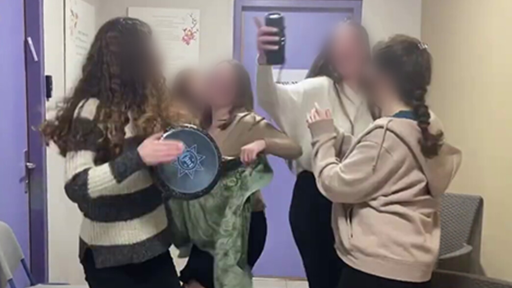 הסרטון הגזעני של בנות האולפנה