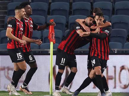 לפני שביטון מצא את שער הניצחון הדרמטי בדקה ה-90 (ברני ארדוב)