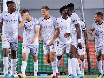 חדרה בדרך להשארות (מאור אלקסלסי)