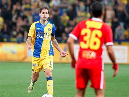 מכבי בהחלט אכזבה בתחילת המשחק (צילום: אלן שיבר)