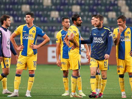 ומכבי ת"א סיימה עוד ערב בתיקו מאכזב (צילום: אלן שיבר)