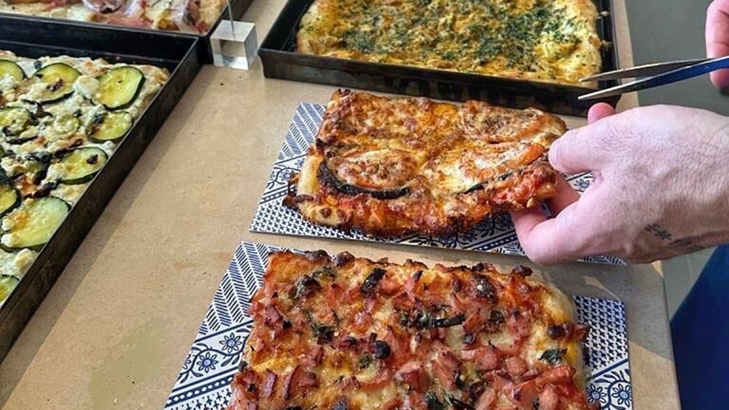 גריק פיצה בטיילת פרישמן גריק פיצה בטיילת פרישמן