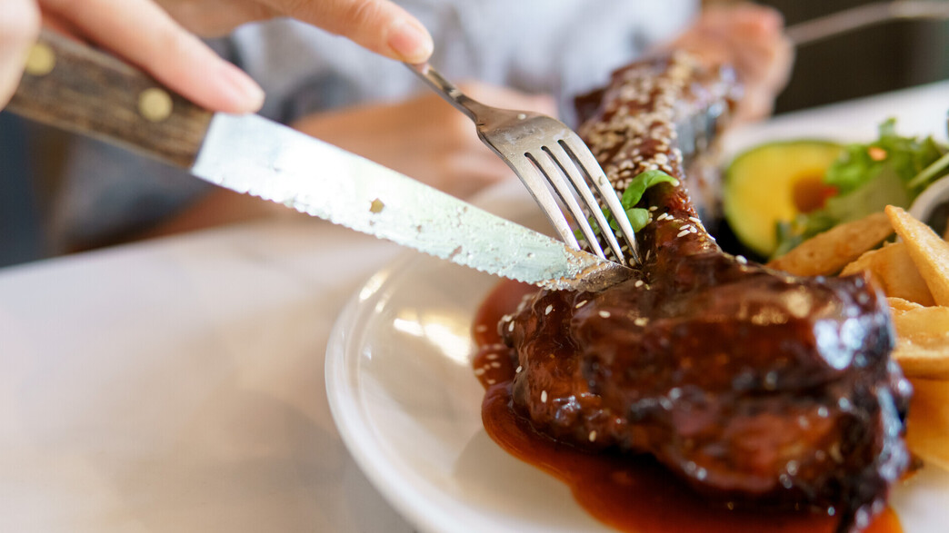אתגר חדש: מזמינים אוכלים במסעדה ובורחים אתגר חדש: מזמינים אוכלים במסעדה ובורחים