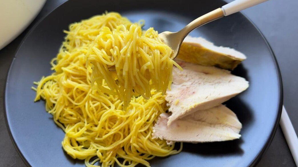 אטריות עם עוף