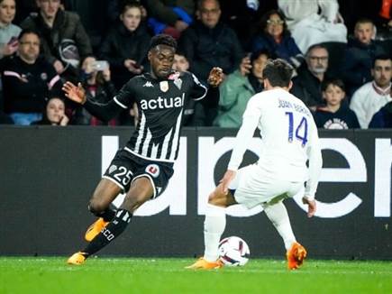 הצעירים של אנז'ה ניסו (Getty)