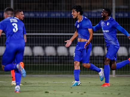 ק"ש חגגה ראשונה (צילום: מאור אלקסלסי)