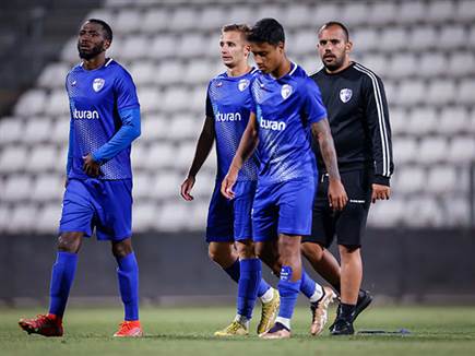 תרתי משמע (צילום: מאור אלקסלסי)