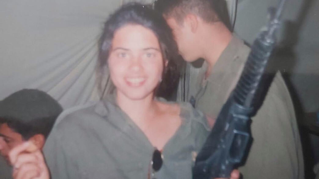 איילת שקד כחיילת