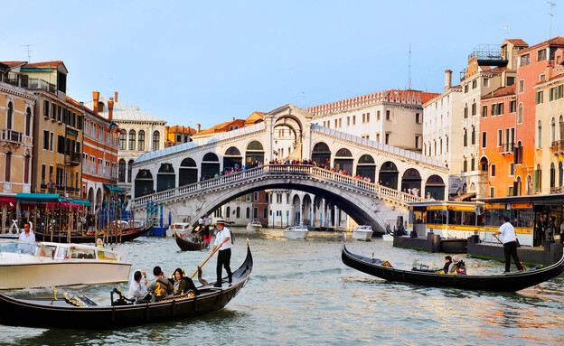 גשר ריאלטו ונציה איטליה (צילום: ChameleonsEye, shutterstock)