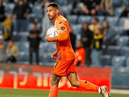 בוזגלו צמצם (צילום: אלן שיבר)