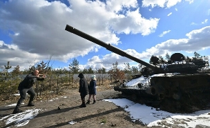 אוקראינה טנק (צילום: SERGEI SUPINSKY, getty images)